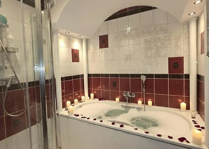 Lägenhet Chill With Jacuzzi *